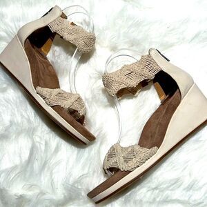 New Lucky Brand Macramé Wedge Sandal Size 7.5M.‎  B86
